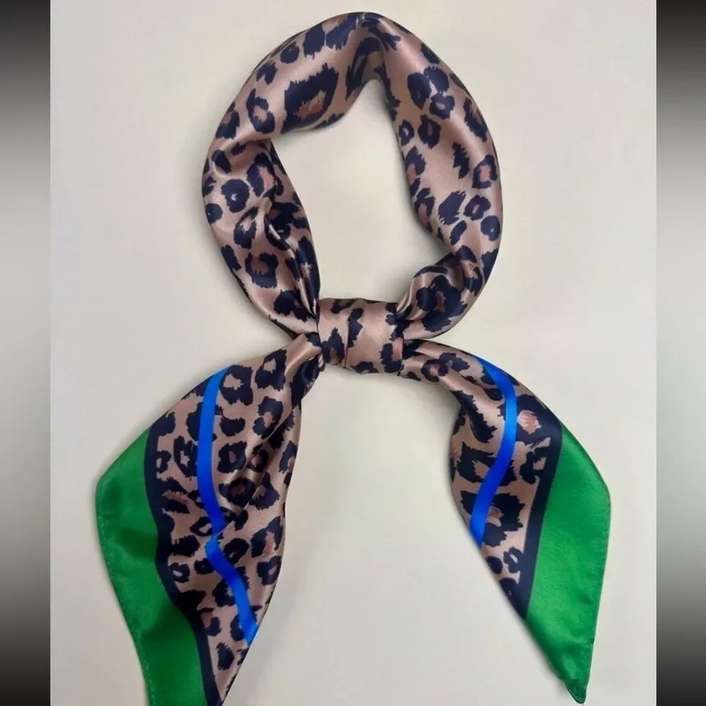 Leopard Print Scarf H16